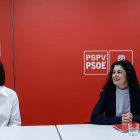 La secretaria de CCOOPV, Ana García, y la ministra y líder del PSPV, Diana Morant.