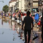 Destrozos materiales tras el paso de la DANA, en el barrio de la Torre, a 31 de octubre de 2024, en Valencia, Comunidad Valenciana (España)