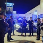 Agentes de la Policía Local de Orihuela que se presentan voluntarios a los trabajos de ayuda