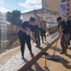 Voluntarios en Chiva