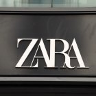 Cartel de una tienda Zara, en el centro de Barcelona, a 26 de septiembre de 2024, en Barcelona, Catalunya (España).

David Zorrakino / Europa Press
26 SEPTIEMBRE 2024;MODA;ESCAPARATE;TIENDA;FACHADA;
26/9/2024