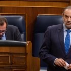 José Luis Ábalos y Óscar Puente en el Congreso.