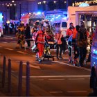 Servicios de emergencia en el mercadillo de Magdeburgo tras el atentado.