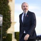 El presidente del Gobierno de Aragón, Jorge Azcón, a su llegada a la XXVII Conferencia de Presidentes en Santander.