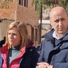 La delegada del Gobierno Pilar Bernabé y el presidente de la Confederación Hidrográfica del Júcar Miguel Polo.