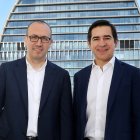 (Foto de ARCHIVO)
El consejero delegado de BBVA, Onur Genç, y el presidente del banco, Carlos Torres Vila, frente al edifico sede de BBVA en Madrid.

BBVA
03/2/2022