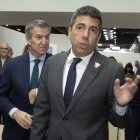 El presidente del Partido Popular, Alberto Núñez Feijóo (i), y el presidente de la Generalitat valenciana, Carlos Mazón (d),