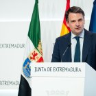 El consejero de Presidencia, Interior y Diálogo Social, Abel Bautista, en rueda de prensa en Mérida.