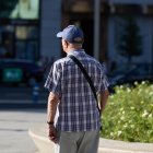 (Foto de ARCHIVO)
Un señor mayor camina por una calle de Madrid, a 28 de agosto de 2024, en Madrid 
(España). 
Jesús Hellín / Europa Press
28 AGOSTO 2024