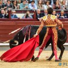 Roca Rey durante la 18ª corrida de la Feria de San Isidro de 2025.