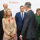 La Infanta Elena y el Rey Felipe durante la celebración del 50º aniversario de Fundación Mapfre,