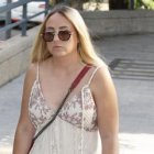 Rocío Flores salió sin poder contener las lágrimas del reencuentro con su madre, Rocío Carrasco.