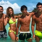 Christian (a la izquierda), Óscar y Mario Casas no conocerían al último novio de su hermana Sheila.