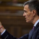 El presidente del Gobierno, Pedro Sánchez, durante un pleno extraordinario, en el Congreso de los Diputados