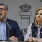 La delegada del Gobierno en la Comunitat Valenciana, Pilar Bernabé, acompañada por el comisionado del Gobierno para la reconstrucción, José María Ángel