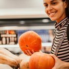 Las calabazas de origen nacional ganan protagonismo en los lineales de Mercadona durante el otoño.