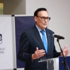 El consejero de Universidad, Investigación e Innovación, José Carlos Gómez Villamandos,en la Universidad de Córdoba.