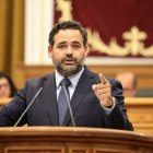 (Foto de ARCHIVO)
El presidente del PP de Castilla-La Mancha, Paco Núñez, durante la primera sesión del Debate sobre el Estado de la Región, en las Cortes de Castilla-La Mancha, a 16 de octubre de 2025, en Toledo, Castilla-La Mancha (España). Page se enfrenta desde hoy al segundo Debate sobre el Estado de la Región (DER) de la legislatura en el que prevé dejar medidas en materia de vivienda y de deducciones fiscales. PP y Vox quieren dejar patente, a su juicio, el "agotamiento" del responsable autonómico y negar la "visión idílica" que dan de la Comunidad Autónoma y su gestión.

Juanma Jiménez / Europa Press
16/10/2025