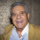 Andrés Pajares dona su busto al Teatro Amaya.