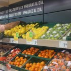 Lineal de cítricos en Consum