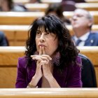 (Foto de ARCHIVO)
La ministra de Igualdad, Ana Redondo, durante una sesión plenaria, a 4 de noviembre de 2025, en Madrid (España). El senado debate el nuevo modelo de financiación autonómica a petición del grupo parlamentario Izquierda Confederal. Además, el Gobierno responderá a preguntas relacionadas con el ámbito de fronteras, inmigración o las cuotas de autónomos.

A. Pérez Meca / Europa Press
04 NOVIEMBRE 2025;SENADO;SENADORES;PLENO;SESIÓN PLENARIA;MINISTROS;FINANCIACIÓN AUTONÓMICA;
04/11/2025