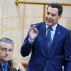 El presidente de la Junta de Andalucía, Juanma Moreno, este jueves en el Pleno del Parlamento.

FRANCISCO OLMO/EUROPA PRESS
13/11/2025