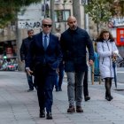 El abogado de Begoña Gómez, Antonio Camacho, con gafas