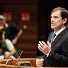 Alfonso Fernández Mañueco interviene en las Cortes de Castilla y León.