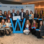 Foto de familia de las premiadas y de los patrocinadores de esta interesantísima iniciativa.