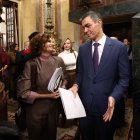 Pedro Sánchez y María Jesús Montero, en el Congreso este 26 de noviembre.
