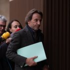 El jefe de gabinete del expresident de la Generalitat, José Manuel Cuenca, a su llegada a los juzgados de Catarroja, a 12 de diciembre de 2025, en Catarroja
12/12/2025
