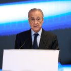 MADRID, SPAIN - OCTOBER 31: Florentino Perez, President of Real Madrid speaks to the audience as Kylian Mbappe is awarded with the Golden Boot 2024-2025, at Estadio Santiago Bernabeu on October 31, 2025 in Madrid, Spain. (Photo by Angel Martinez/Getty Images)