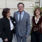 La nueva fiscal general del Estado, Teresa Peramato, y los exfiscales generales del Estado Álvaro García Ortiz y Dolores Delgado García.