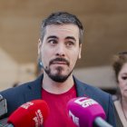(Foto de ARCHIVO)
El coordinador autonómico de Podemos de Castilla-La Mancha, José Luis Gascón, atiende a medios a su llegada al acto institucional del Día de Castilla-La Mancha, en el Palacio de Congresos 'El Greco', a 31 de mayo de 2024, en Toledo, Castilla-La Mancha (España). García-Page preside hoy el acto institucional del Día de Castilla-La Mancha que alcanza su cuadragésima edición y que se desarrolla bajo el lema ‘Castilla-La Mancha: Tierra de principios, gente de valores’.

Mateo Lanzuela / Europa Press
31 MAYO 2024;TOLEDO;CASTILLA LA MANCHA;EDICIÓN
31/5/2024