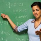 El aprendizaje y uso habitual de varios idiomas activa redes neuronales vinculadas a la memoria y el control ejecutivo, factores asociados a un envejecimiento cerebral más saludable.