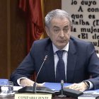 El expresidente del Gobierno, José Luis Rodríguez Zapatero, en la comisión del Senado