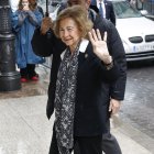 La Reina Sofía en el "Besapiés del Cristo de Medinaceli" en Madrid este 6 de marzo.