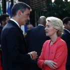 El presidente del Gobierno, Pedro Sánchez y la presidenta de la Comisión Europea, Ursula Von der Leyen.