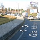 Glorieta de Louvière en Córdoba donde ha muerto un motorista en un accidente con un camión.