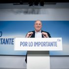 (Foto de ARCHIVO)
El secretario general del Partido Popular, Miguel Tellado, durante una rueda de prensa tras seguimiento de la noche electoral del PSOE de Castilla y León, en la sede nacional del Partido Popular, a 15 de marzo de 2026, en Madrid (España).Castilla y León ha celebrado este domingo 15 de marzo elecciones a las Cortes autonómicas, una jornada en la que los ciudadanos están llamados a las urnas para elegir a los 82 procuradores del Parlamento autonómico.

A. Pérez Meca / Europa Press
15/3/2026