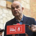 El expresidente de Andalucía, Manolo Chaves, en declaraciones a la prensa este pasado lunes en Málaga.