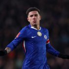 HULL, ENGLAND - FEBRUARY 13: Enzo Fernandez of Chelsea during the Emirates FA Cup Fourth Round match between Hull City and Chelsea on February 13, 2026 in Hull, England. (Photo by George Wood/Getty Images)