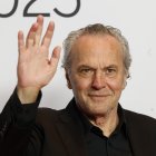 José Coronado, el soltero de oro del cine español que dejo de serlo a los 68 años.