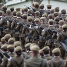 (Militares españoles.