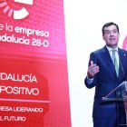 El presidente de la Junta, Juanma Moreno, en el acto institucional del Día de la Empresa en Andalucía