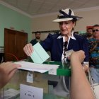 Ciudadanos votando en Málaga en las elecciones de 2022.