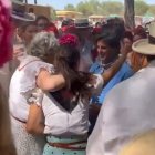 Fran Rivera en la Romería del Rocío con su hija Tana.