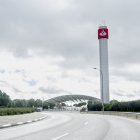 La torre del Santander que ante algunas acusaciones infundadas se levanta como una gigantesca peineta.