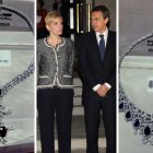 El expresidente del Gobierno, José Luis Rodríguez Zapatero, y su mujer Sonsoles Espinosa, con algunas de las joyas