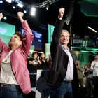 La secretaria general del PSOE-A, María Jesús Montero, en un acto de campaña en Cádiz junto al expresidente del Gobierno José Luis Rodríguez Zapatero.